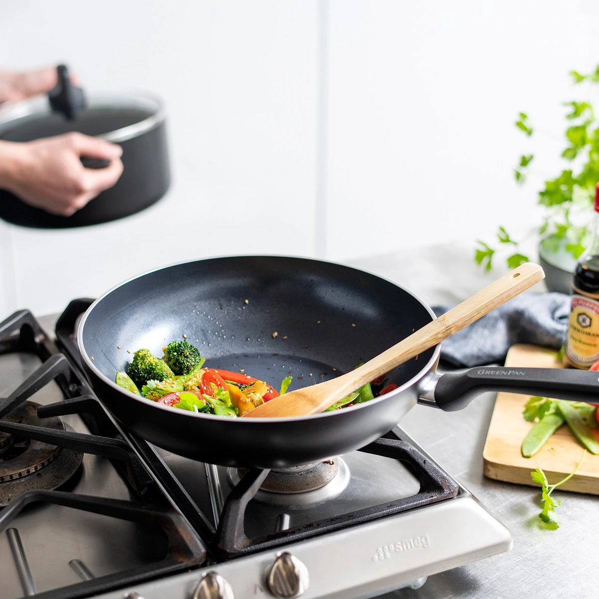 GreenPan Memphis Keramische Wokpan - Ø 28 Cm - PFAS-vrij - Afbeelding 7